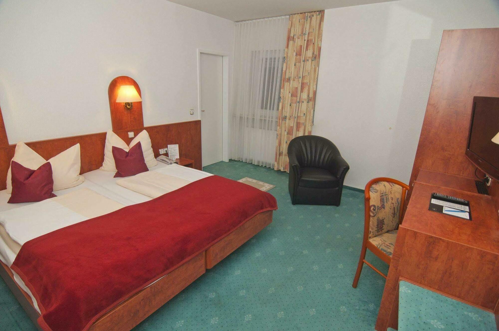 Hotel Hansa Offenbach am Main Szoba fotó